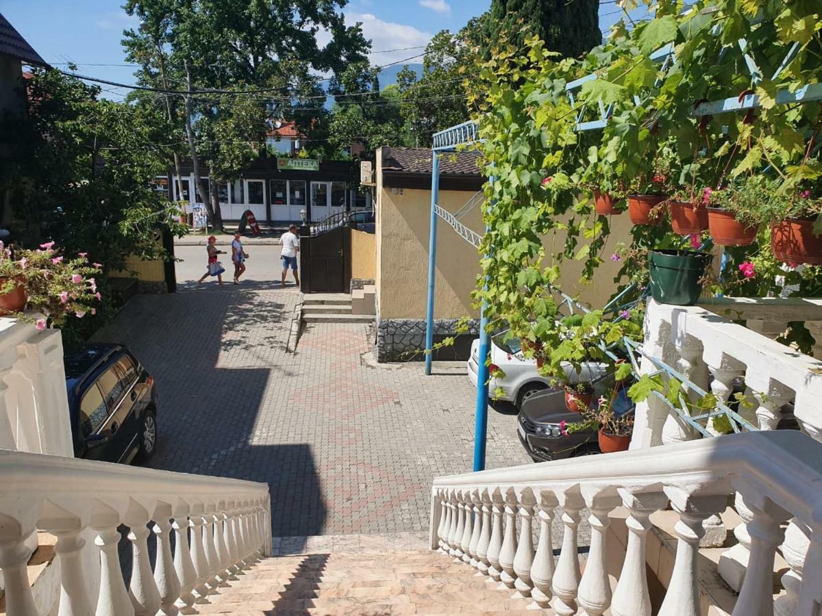 Ахра Otel Gagra Dış mekan fotoğraf