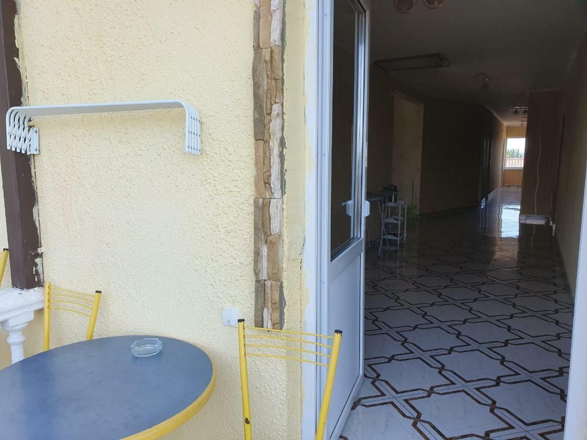 Ахра Otel Gagra Dış mekan fotoğraf
